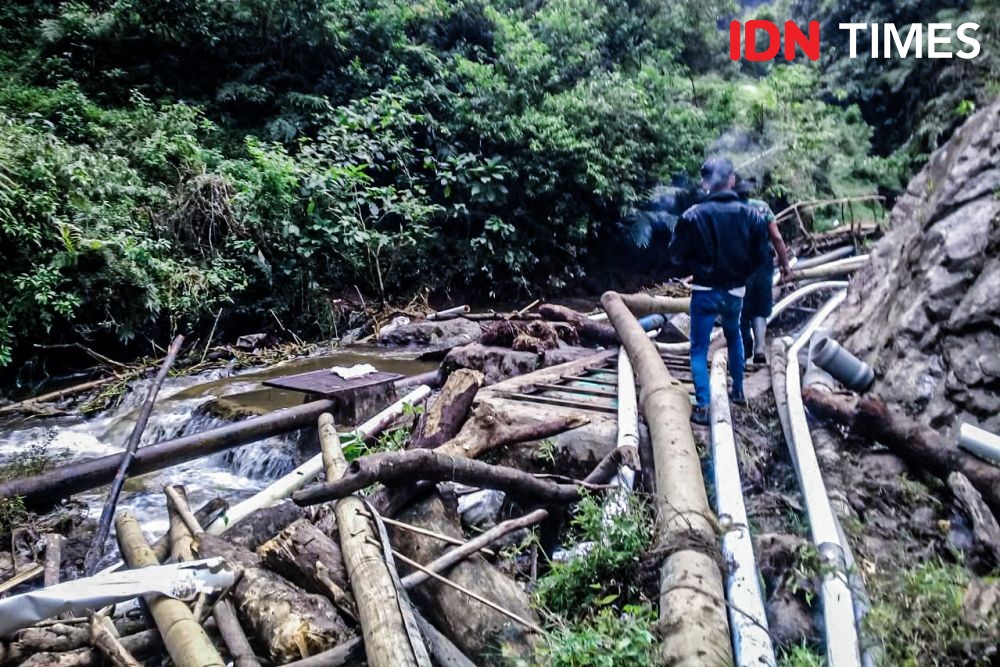 Saluran Air Bersih untuk Warga di Cimahi dan KBB Jebol Dihantam Banjir