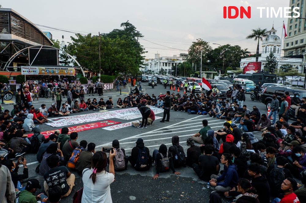 Demo Damai Omnibus Law Dibubarkan Paksa, KontraS: Kemunduran Demokrasi