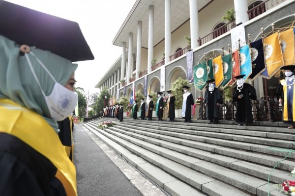 UGM Peringkat 50 Kampus Terbaik Dunia Versi Times Higher Education
