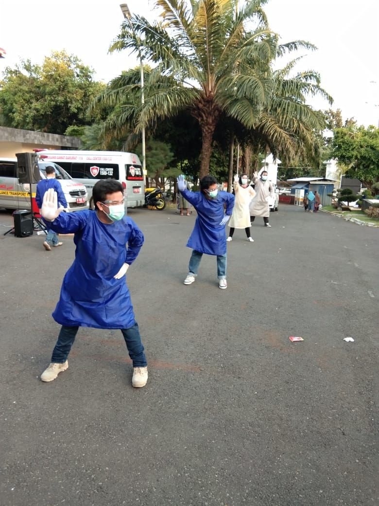 Pasien COVID-19 Antre Masuk Rumdin Semarang, Sebagian Dipaksa Pulang