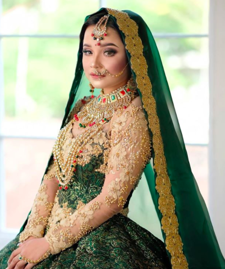 Bikin Pangling! 10 Pemotretan Terbaru Tasya Rosmala Bergaya Bollywood