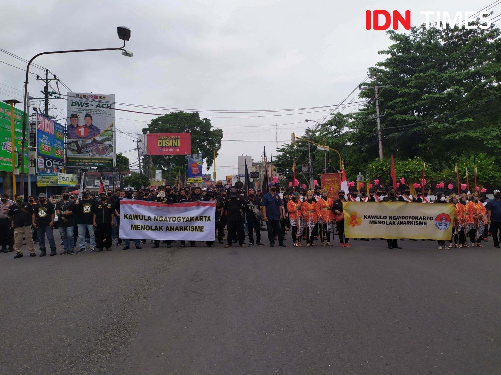 Sejumlah Orang Gelar Aksi Tolak Demo Anarkistis di Yogyakarta