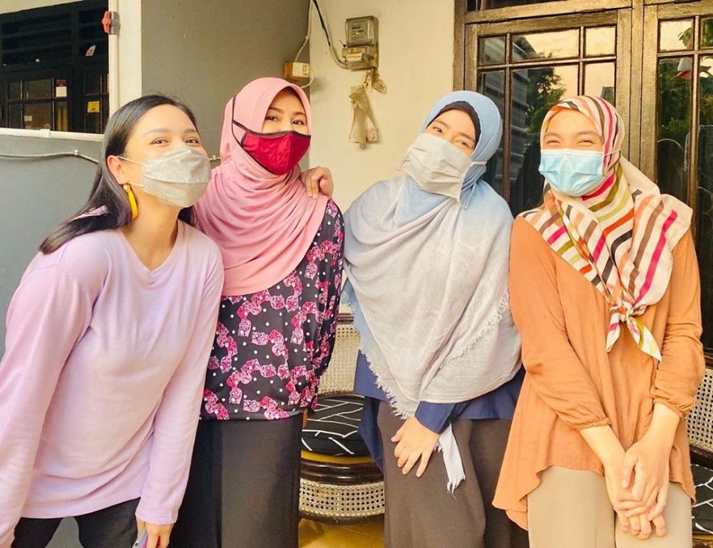 Denok 'Meninggal', 10 Potret Kenangan Tika Bravani Saat Syuting TOP