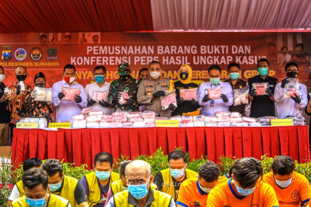Momen Sumpah Pemuda, Kapolrestabes Surabaya Musnahkan 78 Kilogram Sabu