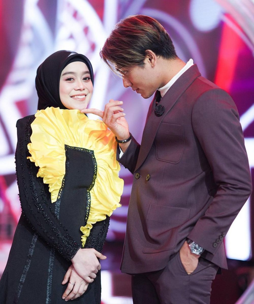 Mencuri Perhatian, 10 Foto Rizky Billar yang Raup Jutaan Likes