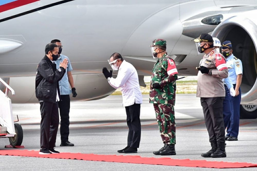 Jokowi ke Humbahas, Tinjau Food Estate dan Bagikan Sertifikat Tanah