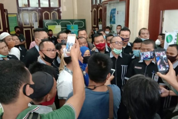 Polisi Tidak Hadiri Sidang Prapid Penangkapan Ketua KAMI Medan