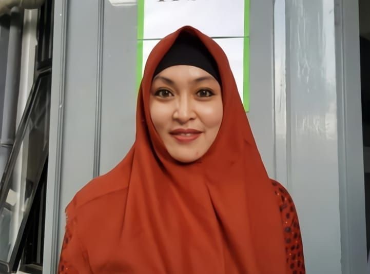10 Artis Ini Mantap Hijrah usai Diterpa Cobaan Hidup yang Pelik