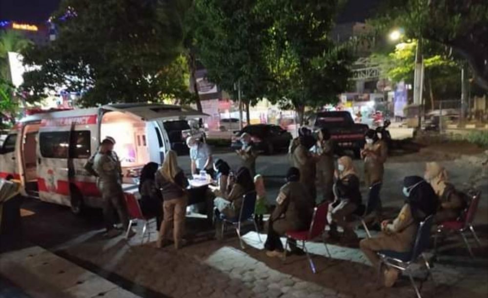 Viral, Polisi Cukur Alis Juru Parkir Liar di Pantai Losari Makassar 