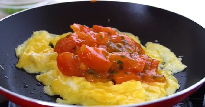 Praktis untuk Sarapan, Coba Nih Resep Tumis Tomat Telur
