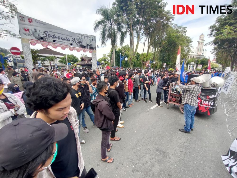 Tolak Omnibus Law, Mahasiswa dan Nelayan di Balikpapan Turun ke Jalan