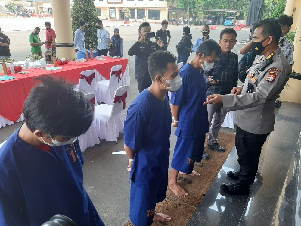 Polisi Ungkap Kasus Madu Palsu Label Ikon Lebak Banten
