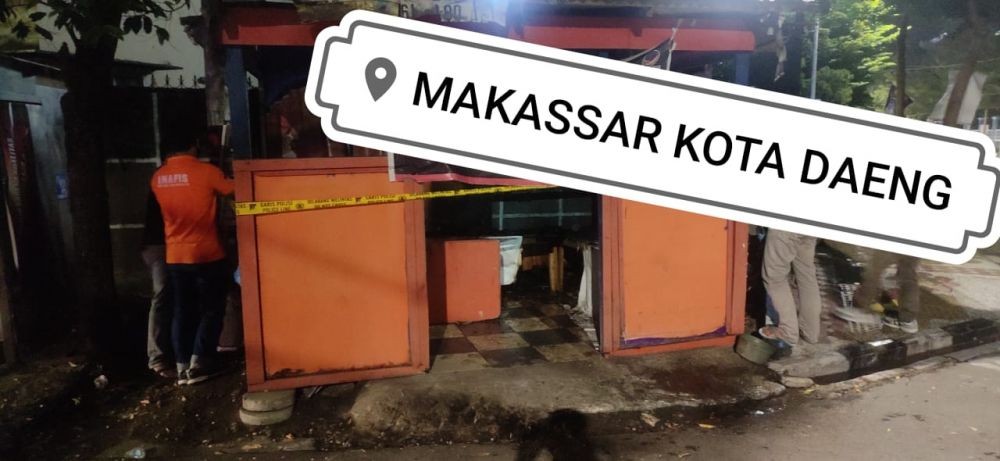 Orang Misterius Bakar Pos Berlogo Paslon di Makassar