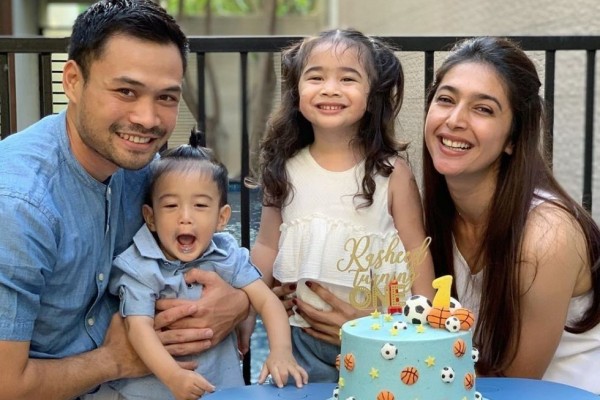 10 Potret Nabila Syakieb Bak ABG, Padahal Punya Dua Anak