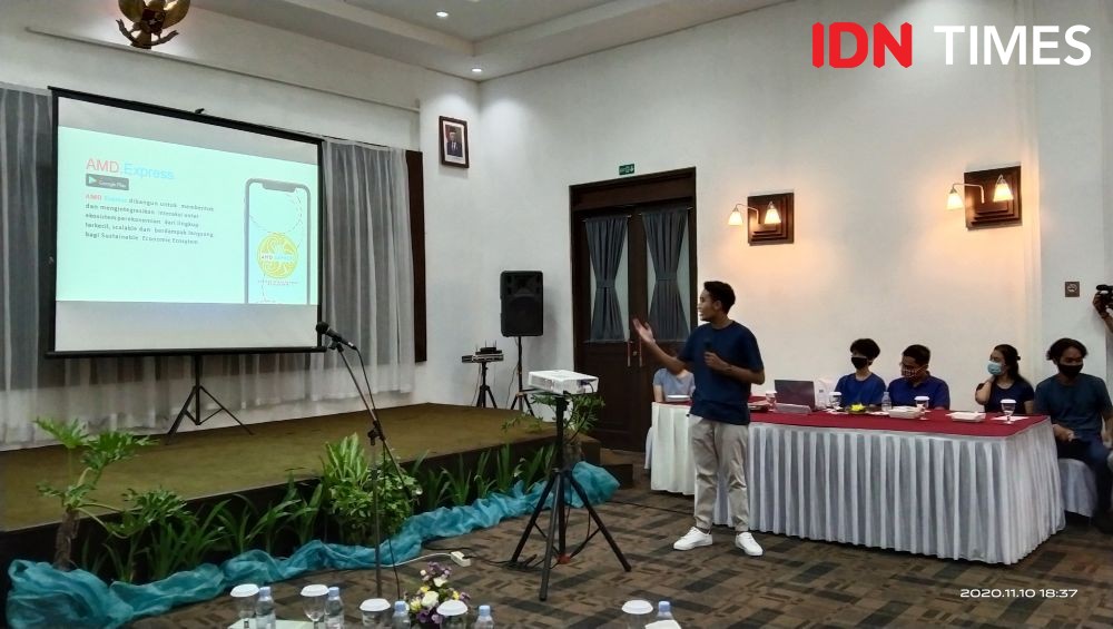 5 Remaja di Bali Inisiasi Platform AMD.express untuk Usaha Anak Muda