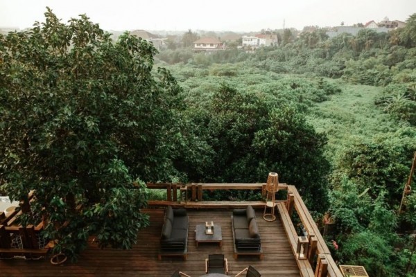 10 Tempat Makan Keluarga dengan Pemandangan Menarik di Jabodetabek