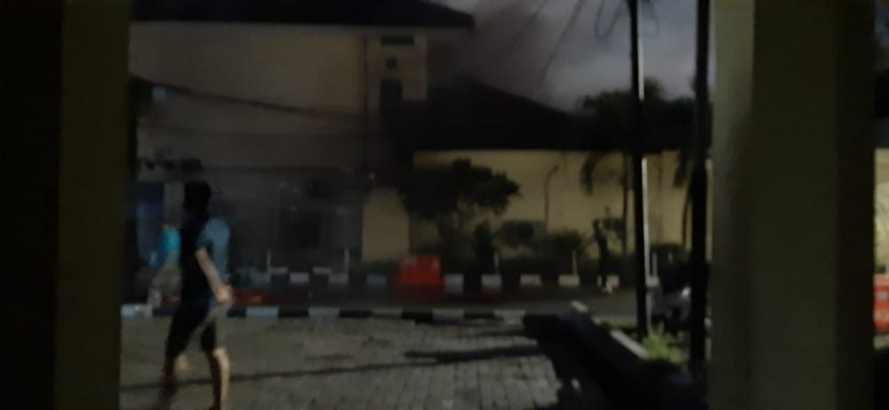 Kebakaran Gedung RTMC Polda Jatim, Satu Loket Pelayanan STNK Ludes