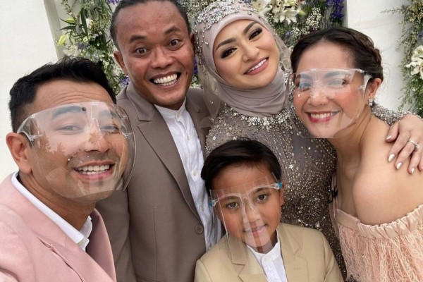 11 Pernikahan Artis Ditayangkan di TV, Ada Sule dan Nathalie Holscher!