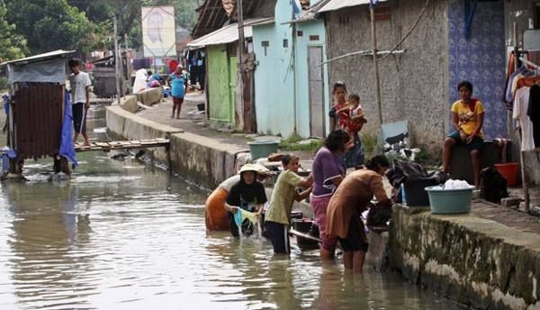 Miris! Masyarakat di Lampung Masih Buang Tinja ke Sungai