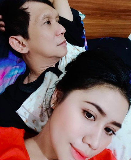 Jadi Ayah! 10 Perjalanan Ginanjar Sambut Anak Pertama di Usia 56 Tahun