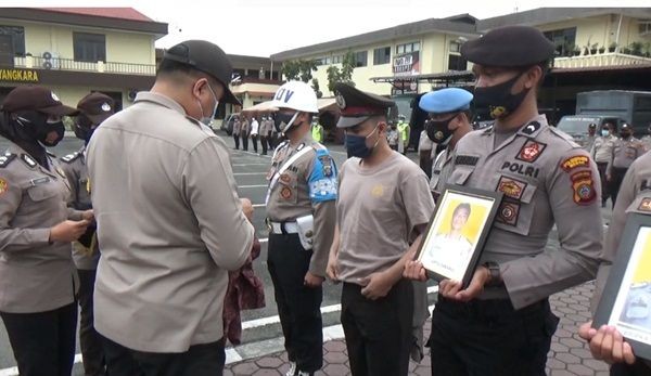 Terlibat Narkoba dan Desersi, Polres Labuhanbatu Pecat 3 Personel