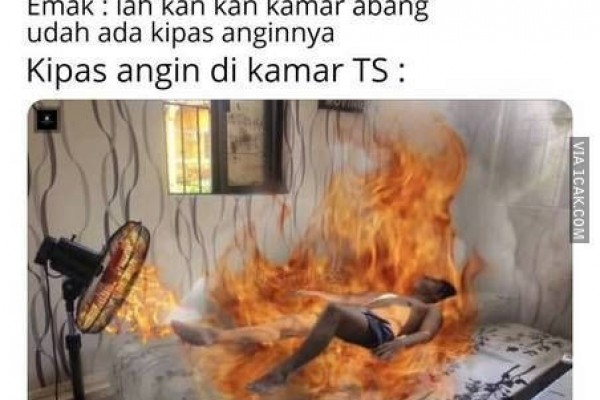 Mending Mengalah, 10 Meme Menurut Emak Ini Gak Ada yang Berani Lawan