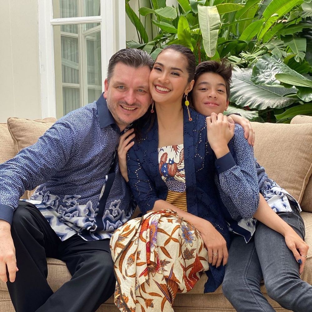 9 Artis Ini Menikah dengan Keturunan Belanda, Ada Baim Wong