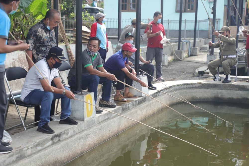 Cegah Stunting, Wali Kota Sutiaji Gencarkan Kampanye Makan Ikan