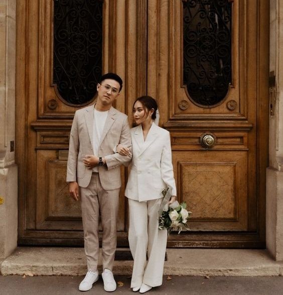 Referensi Bridal Trousers yang Tampak Menawan  meski Tanpa Gaun 