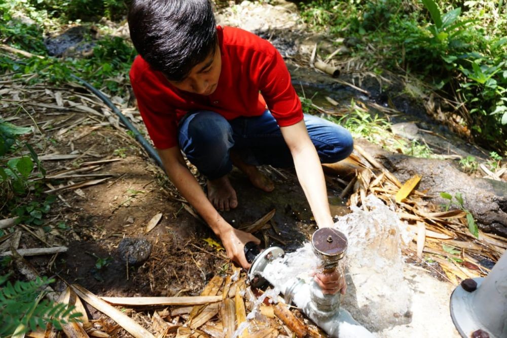 Sedot Air Tanpa Listrik, Solusi Kekeringan di Kawasan Bukit Banyuwangi