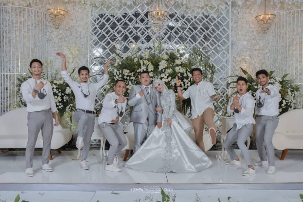 10 Momen Pernikahan Lolox Si Ucok Insya Allah Surga, Ada Cium Tangan