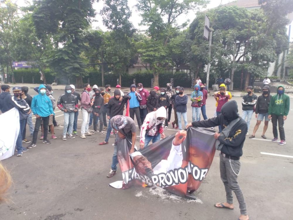 Penolakan Rizieq Datang ke Jabar Kembali Terjadi di Kota Bandung 