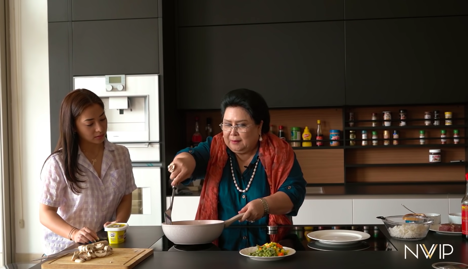 Potret Kekompakan Nikita Willy dan Mama Mertua Belanja dan Masak