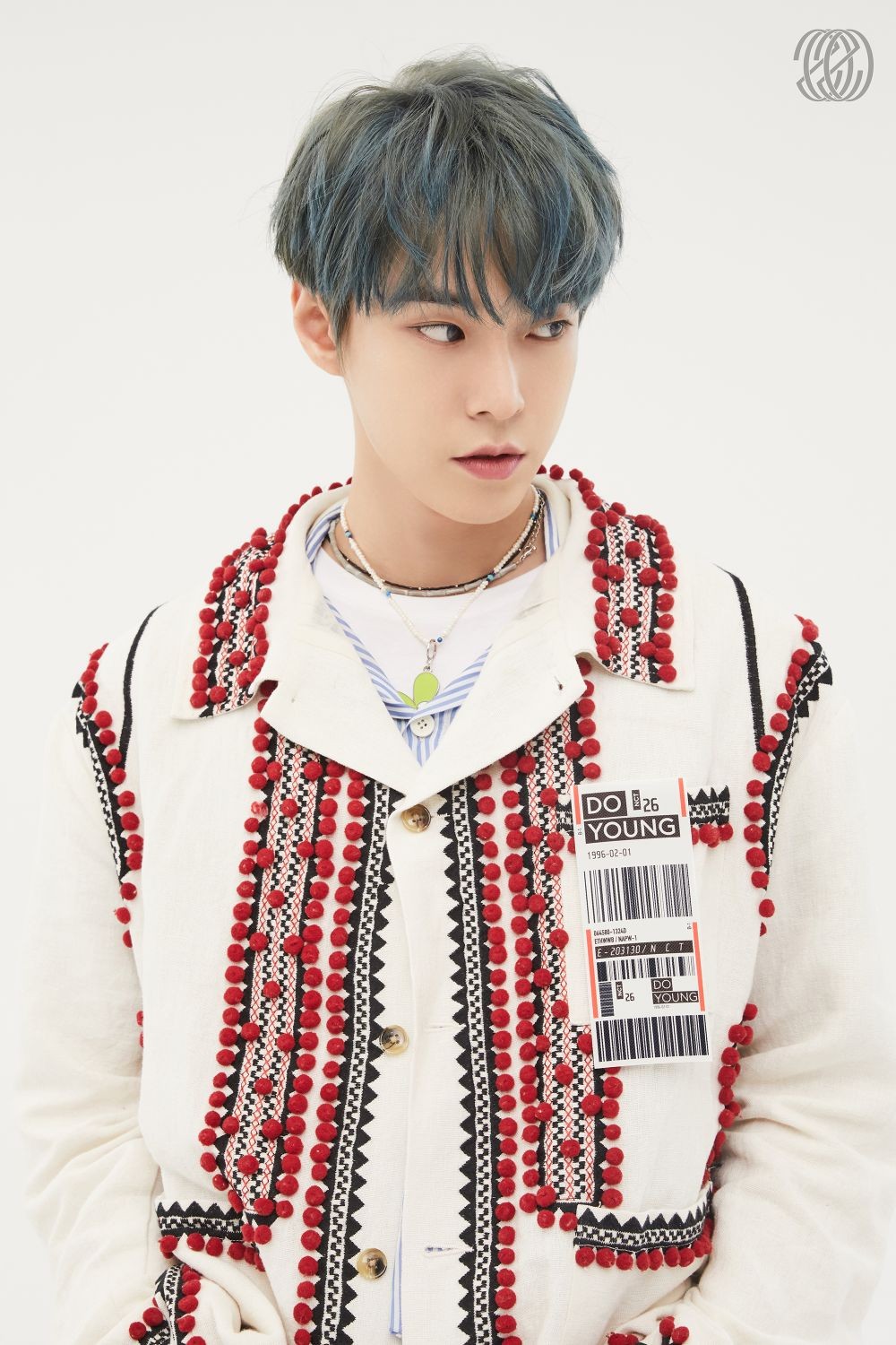 10 Adu Pesona Doyoung dan Jungwoo NCT, Sama-sama Flower Boys