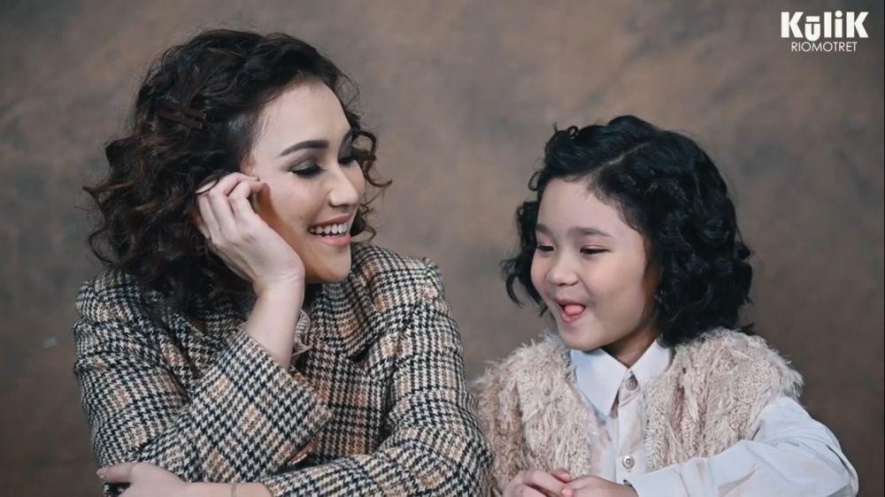 10 Imej Bilkis yang Semakin Kuat dengan Ayu Ting Ting