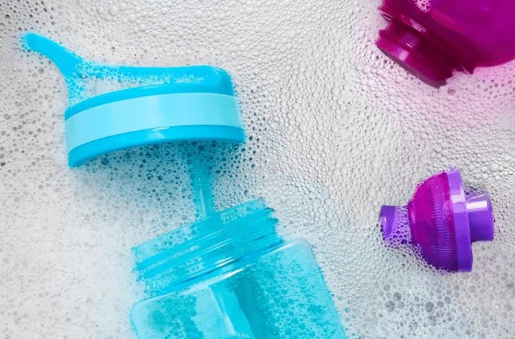 Cara Menghilangkan Sablon Di Botol Plastik : Memanfaatkan Sampah Botol Plastik Untuk Membuat ...
