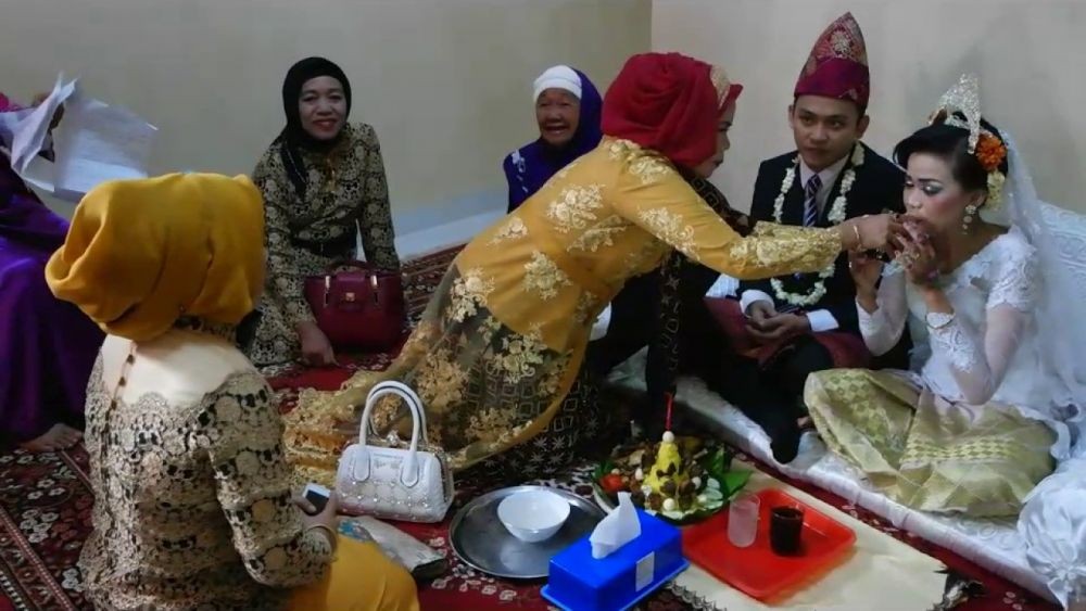 Tradisi Unik Pernikahan Adat Lampung, Ada Pesta 7 Hari 7 Malam!