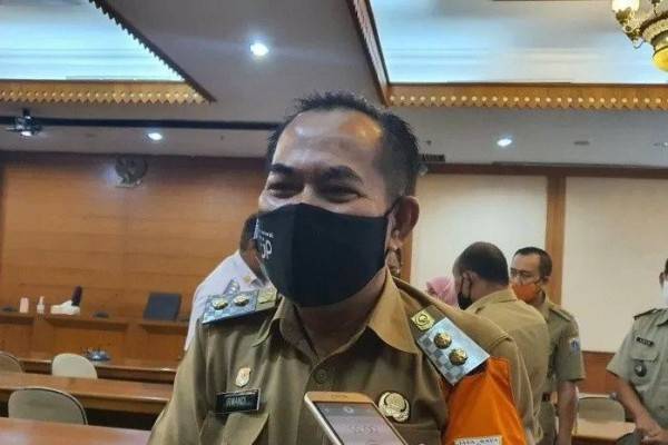 Camat Tanah Abang Dikabarkan Dicopot, Buntut Kerumunan Di Petamburan?