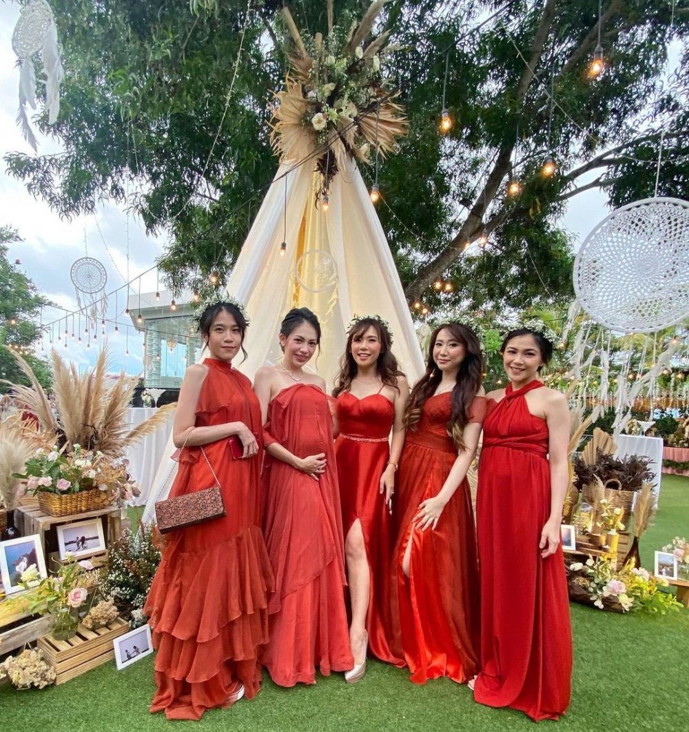 10 Potret Kezia Karamoy dengan Baby Bump Anak Ketiga, Auranya Memancar