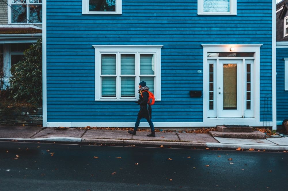 Near blue. The big Blue House.