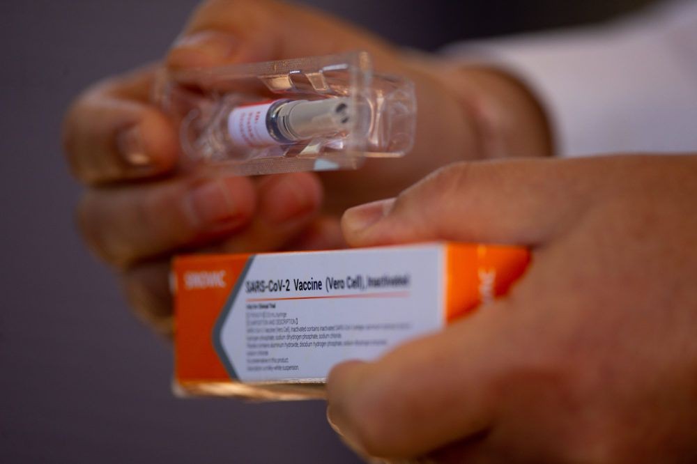 Indonesia Beli 100 Juta Dosis Vaksin dari AstraZeneca dan Novavax