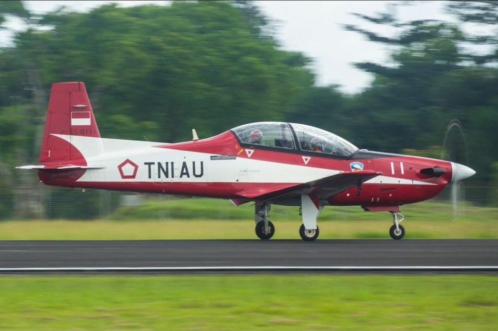 Pesawat Latih TNI AU LL-0111 Terbang Selama 14 Menit Sebelum Jatuh