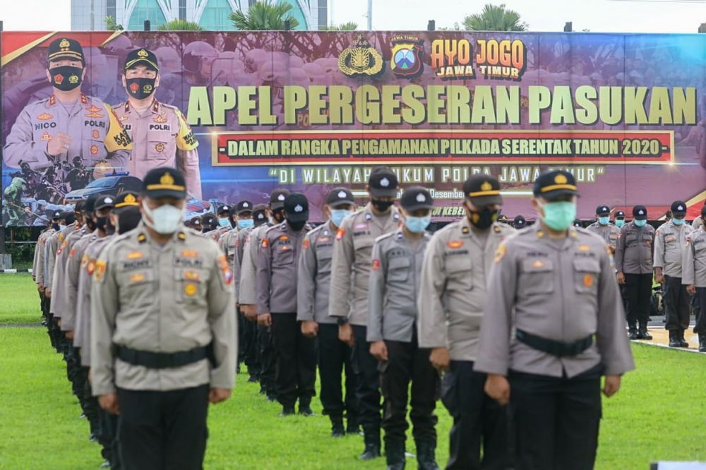 Polisi Temukan Tas Berisi Uang Rp35 Juta di Pasar Loak Surabaya
