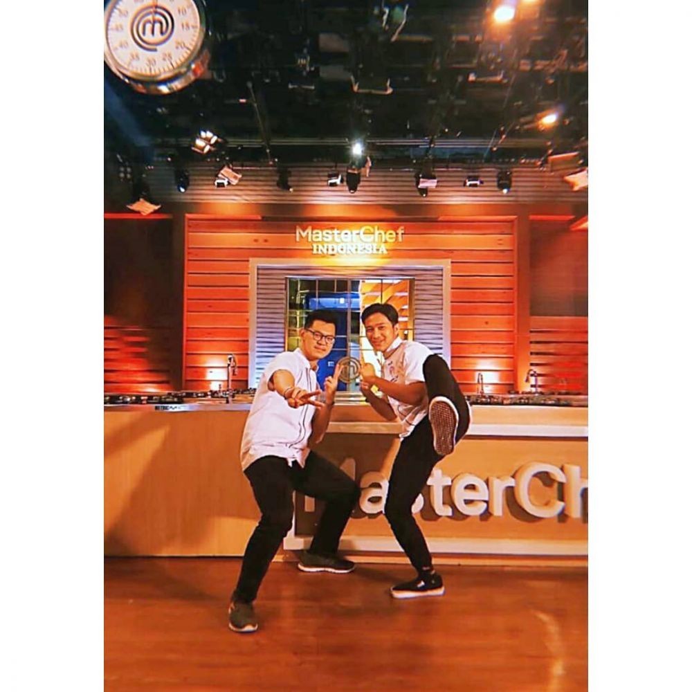 Masterchef Jerry Rae 10 Potret Kece Jerry MasterChef Season 7, Dijagokan Jadi Juara!