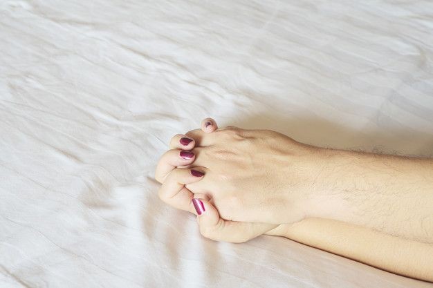 10 Tanda Perubahan pada Tubuh Wanita saat Intim Berhubungan Seksual
