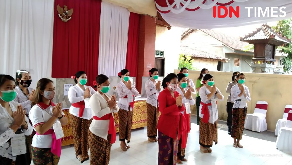 10 Potret Suasana Pilkada di Banjar Kertasari, Dihadiri Menteri PPPA