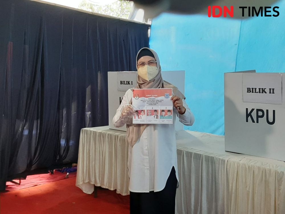 Mencoblos, Nur Azizah Diteriaki Warga Ingatkan Janji Kampanye