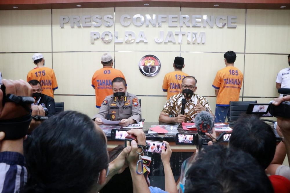 Mengaku Anggota FPI dan Ancam Mahfud MD, 4 Orang Ditangkap Polda Jatim