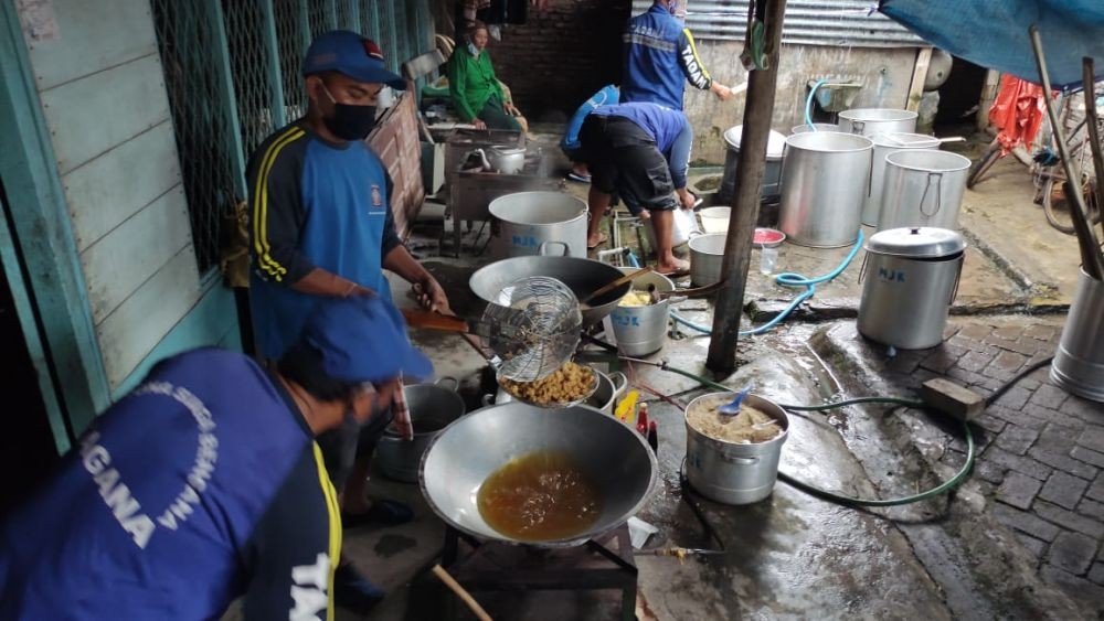 Banjir di Kabupaten Mojokerto, Tagana Mulai Dirikan Dapur Umum