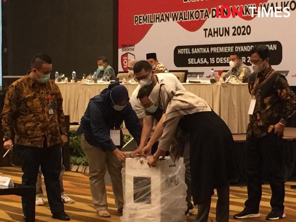 Gelar Pleno, KPU Medan Pastikan Rekapitulasi Sudah Masuk Semua